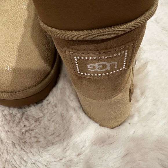 UGG women’s Tan Sparkle Boots-brand new size 9 - Picture 6 of 7